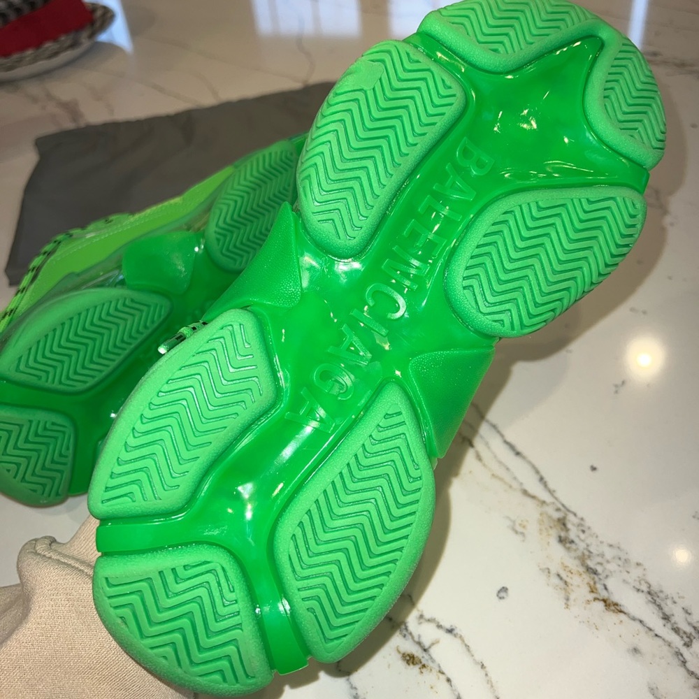 Balenciaga Triple S Green Shoes Women’s Size 7 - Picture 6 of 9